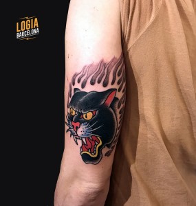 tatuaje_brazo_japones_pantera_Logia_Barcelona_Willian_Spindola   